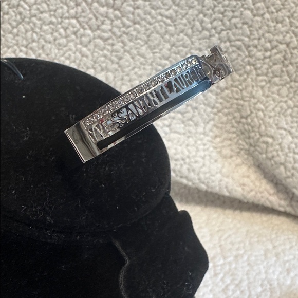 New Fashion Inspired Jewelry (SILVER BANGLE) 
#85 - Picture 2 of 5